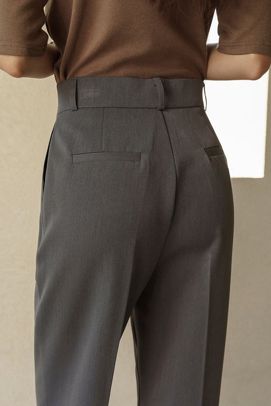 White Elegance Pleated Trousers kevincollin.com