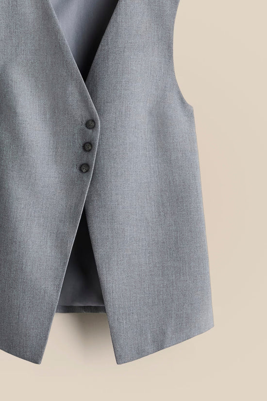 Noir Sleek Vest In Grey kevincollin.com