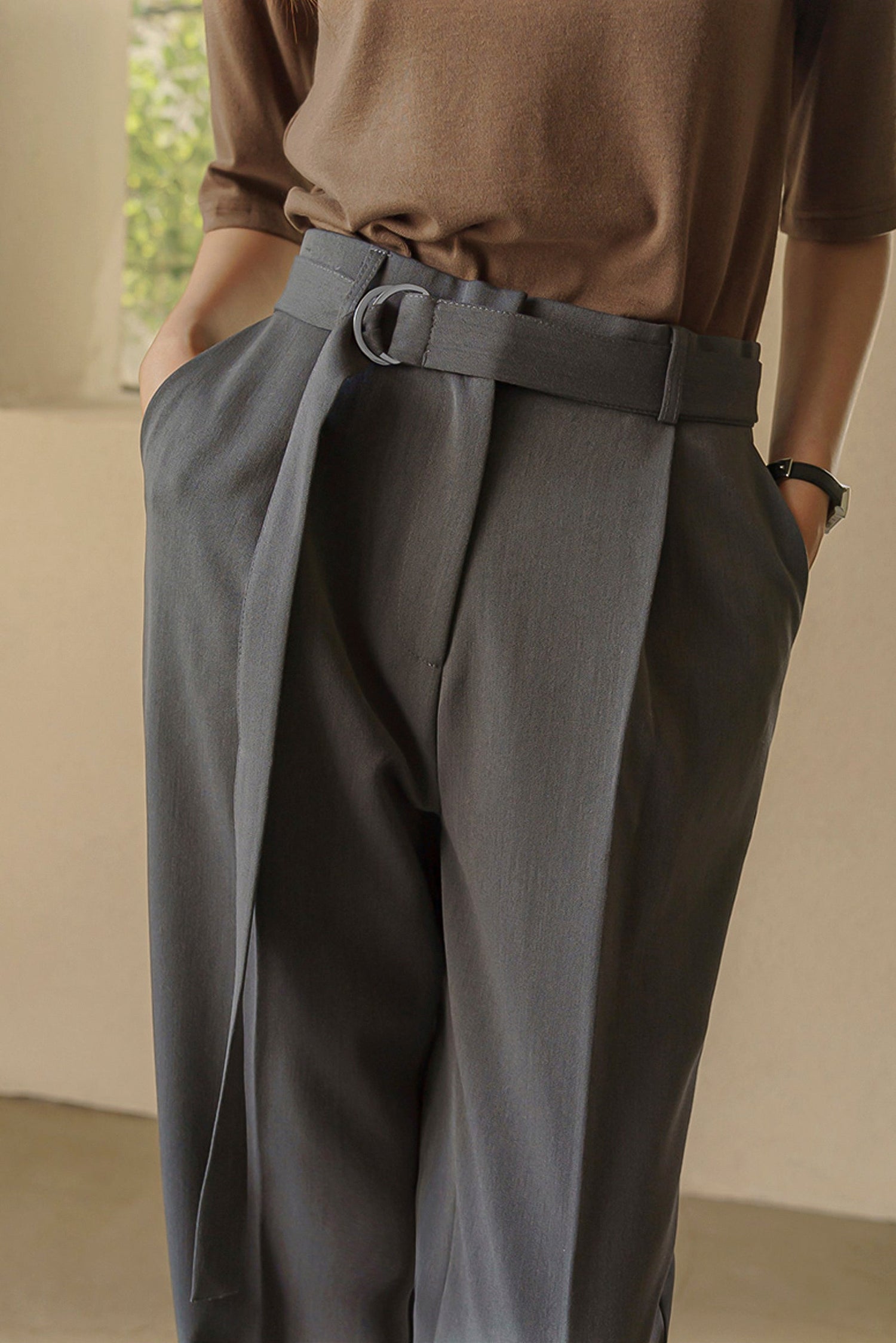 White Elegance Pleated Trousers kevincollin.com