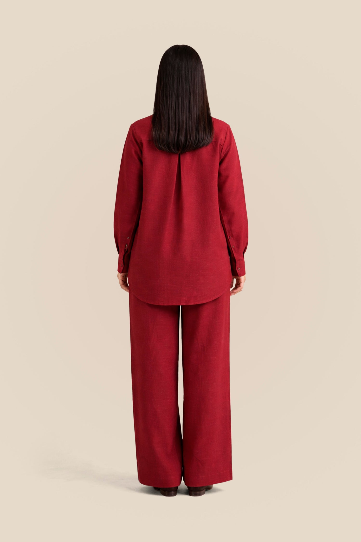 Rouge Linen Set kevincollin.com