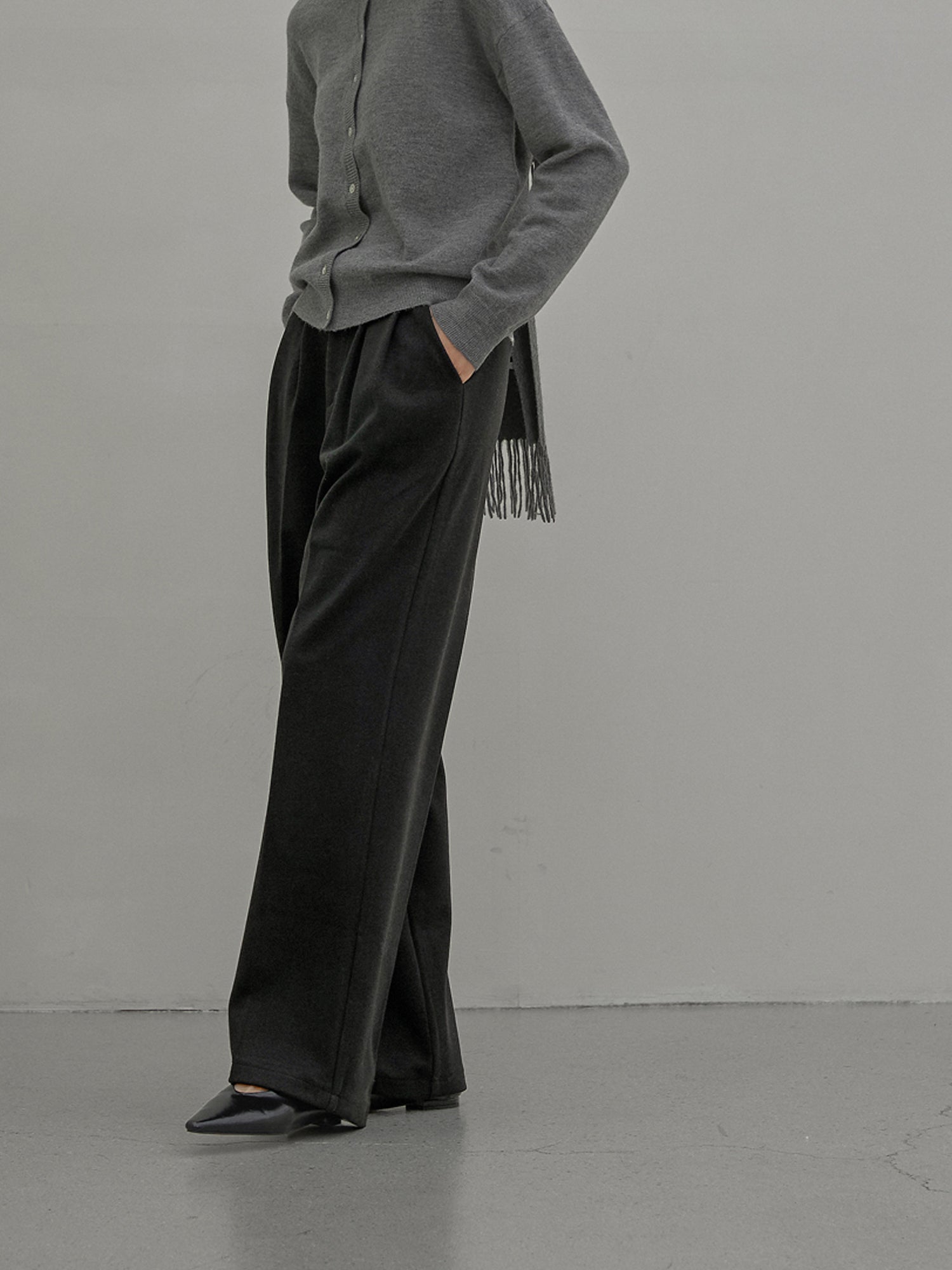 Point Pin-tuck Wide Pants kevincollin.com